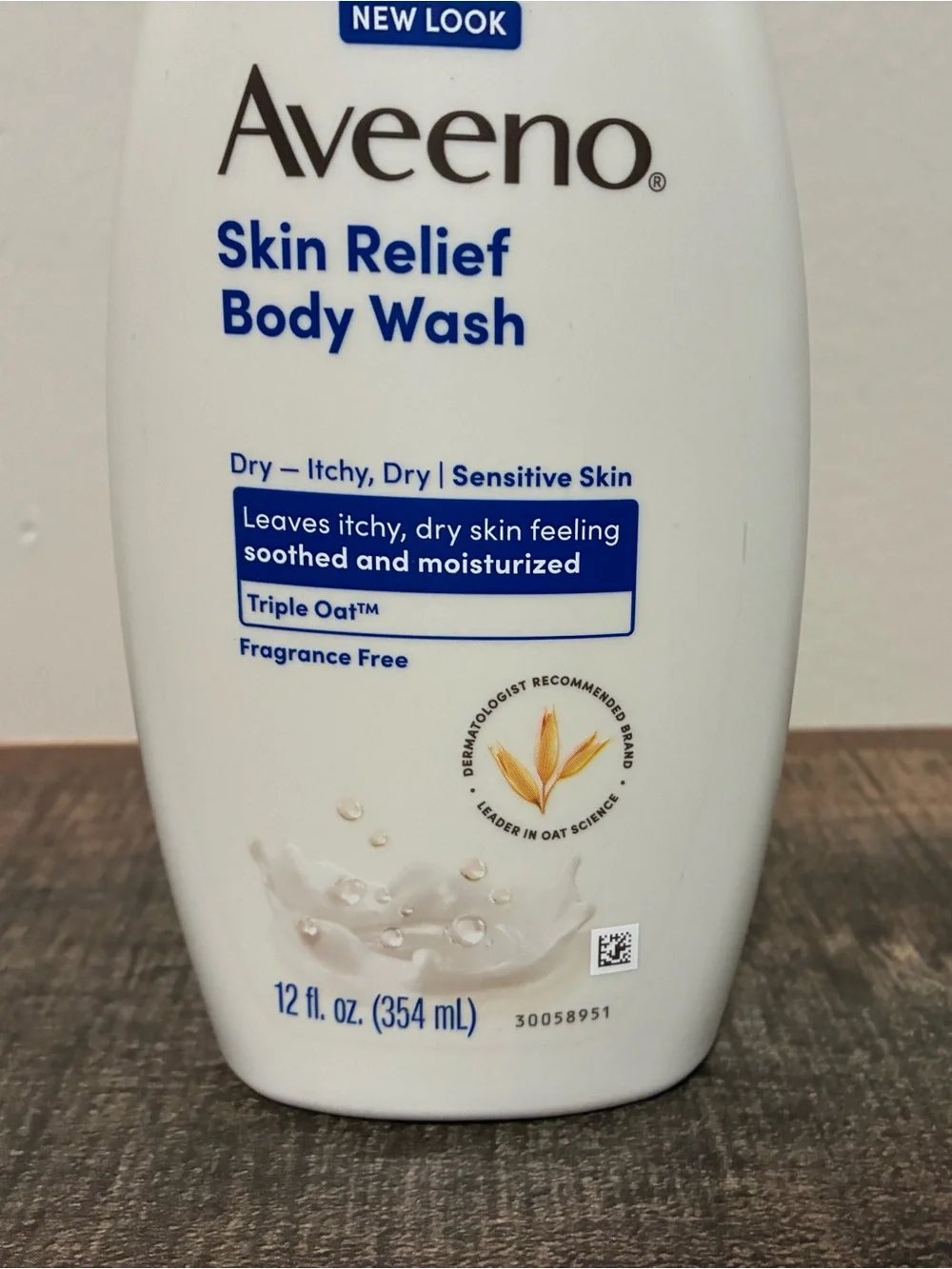 Aveeno Skin Relief Body Wash 12 oz Fragrance Free Dry Itchy Sensitive Skin